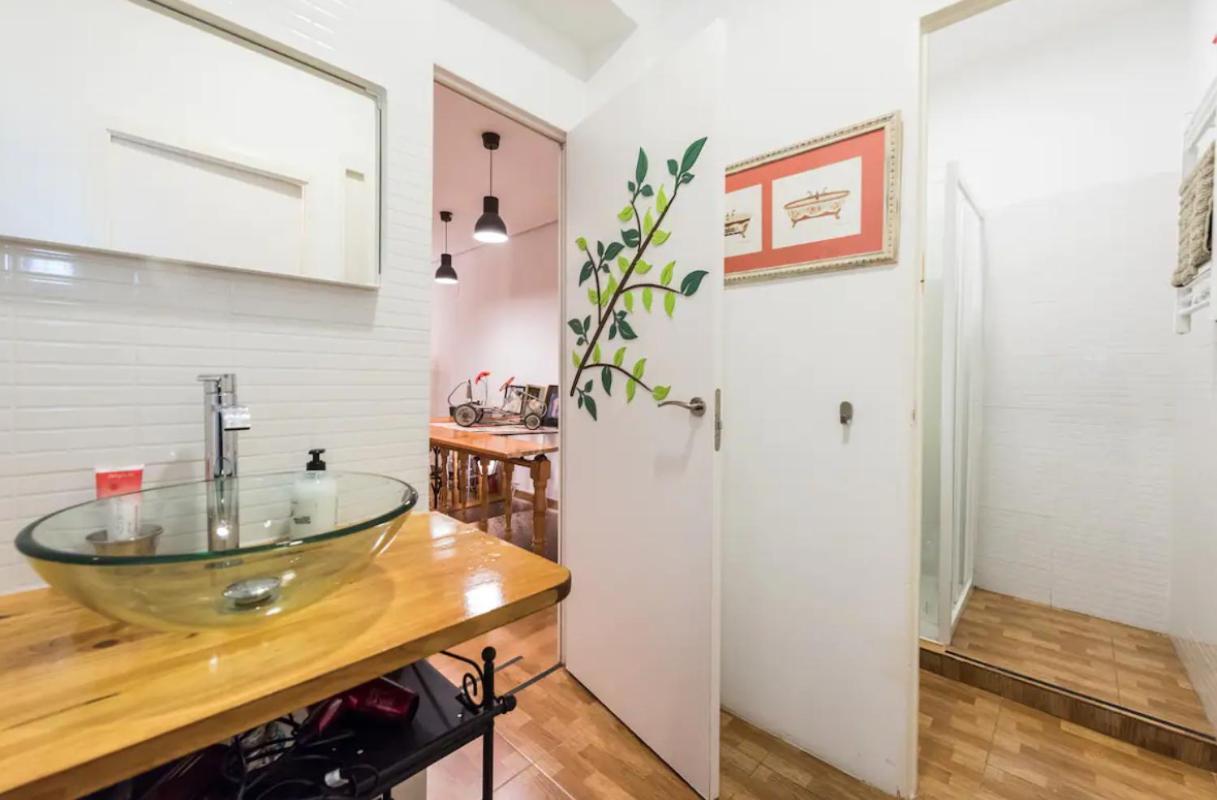 Encomienda Guest House Madryt Zewnętrze zdjęcie