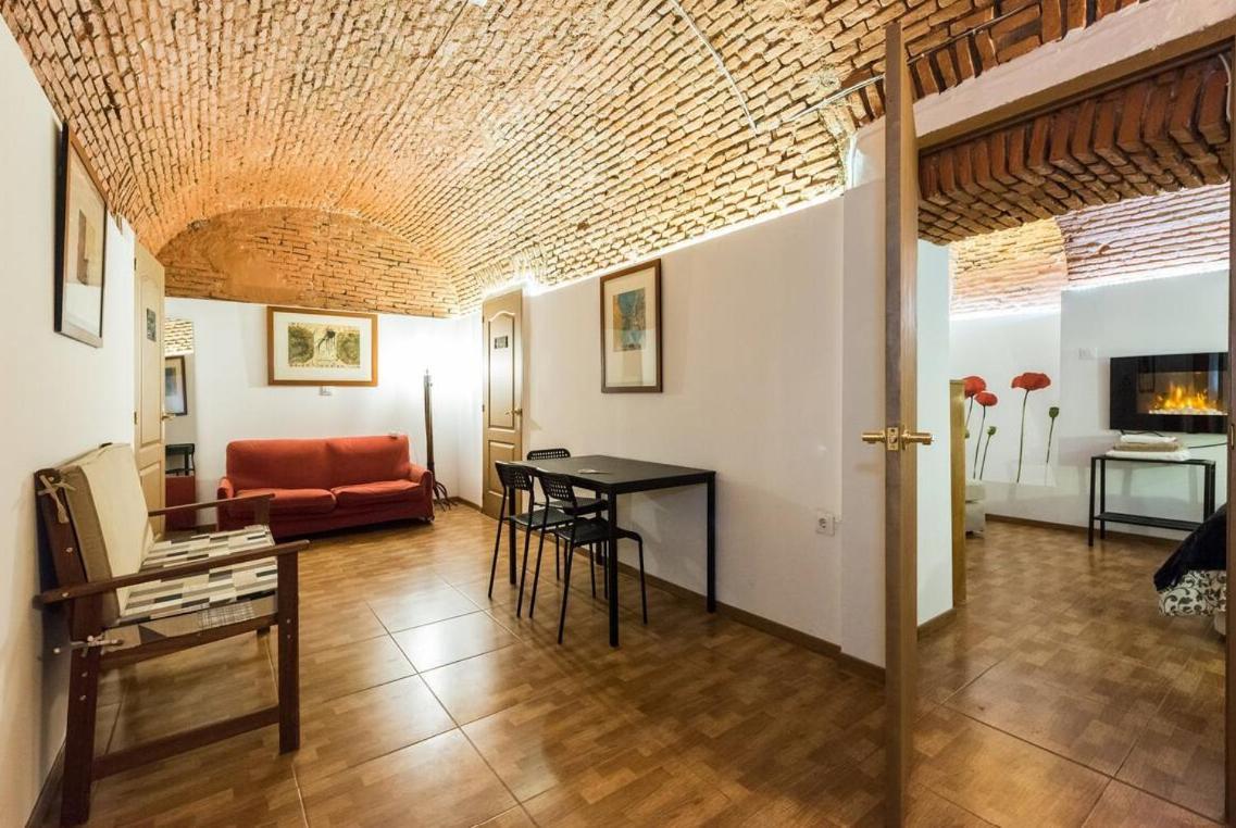 Encomienda Guest House Madryt Zewnętrze zdjęcie