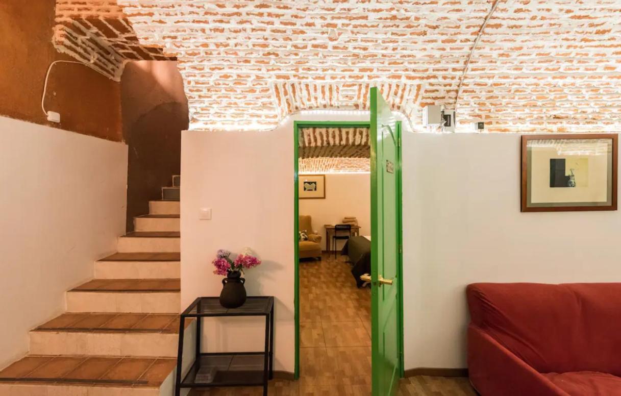 Encomienda Guest House Madryt Zewnętrze zdjęcie