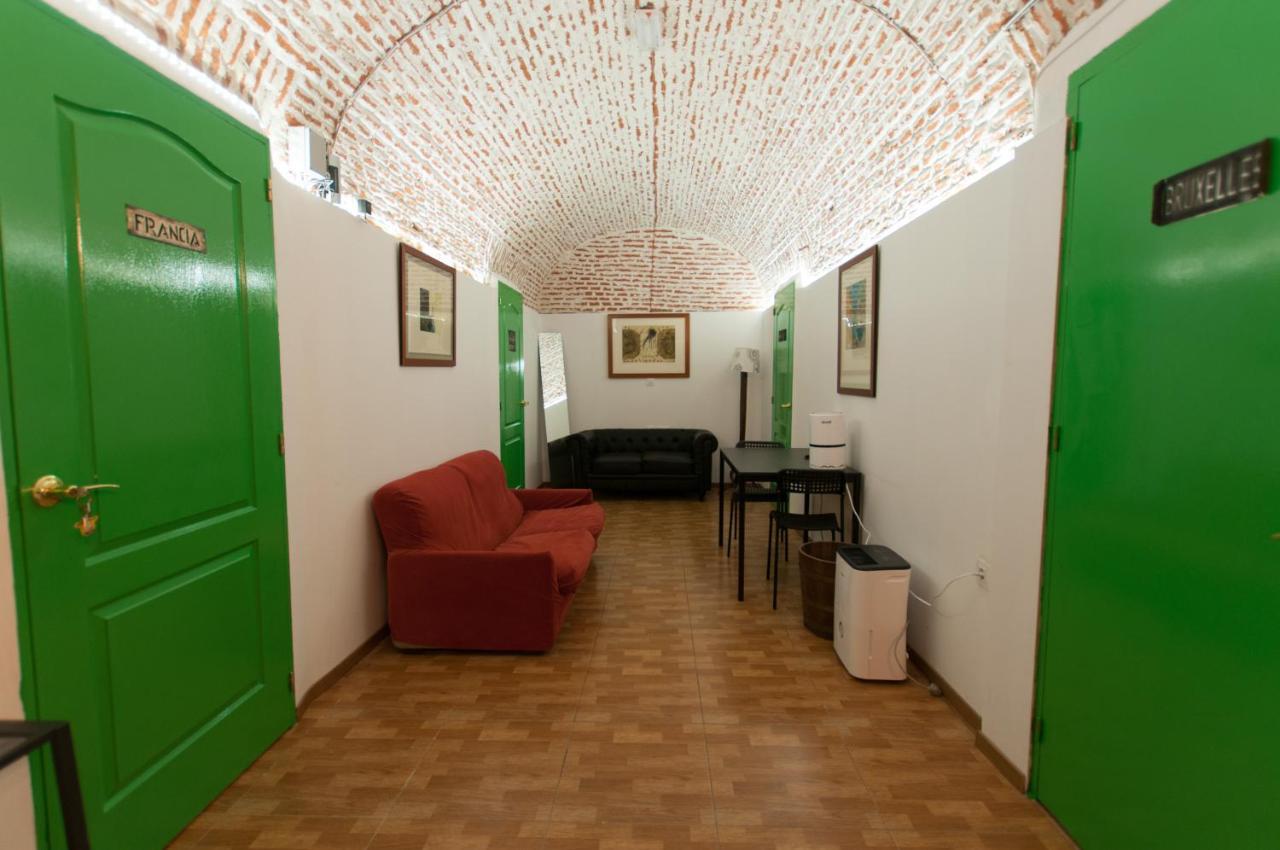 Encomienda Guest House Madryt Zewnętrze zdjęcie